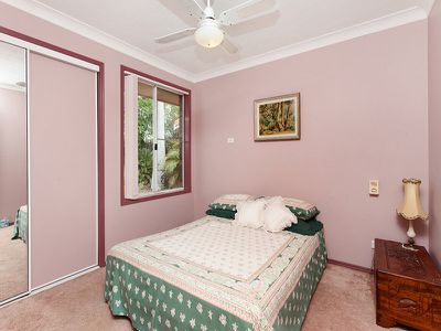 11 Tongarra Drive, Ocean Shores