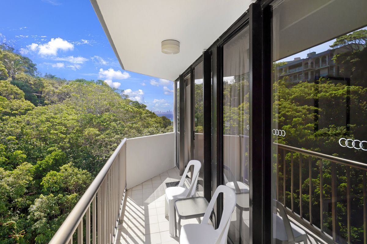 11H / 828 Pacific Parade, Currumbin