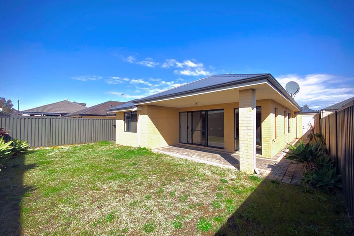 6 Athens Road, Wellard