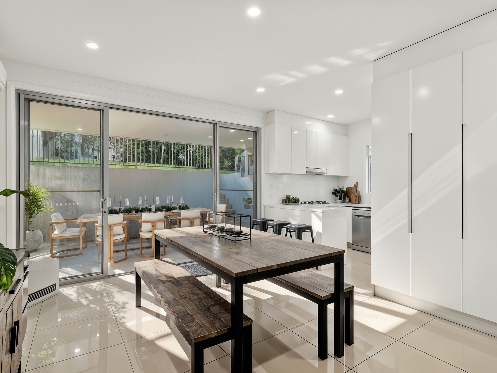 2 / 1 Backhouse Road, Lake Heights