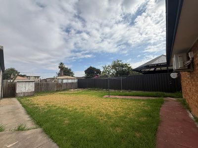 1 Greenshank Court, Werribee