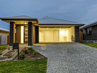105 Beck Street, Park Ridge