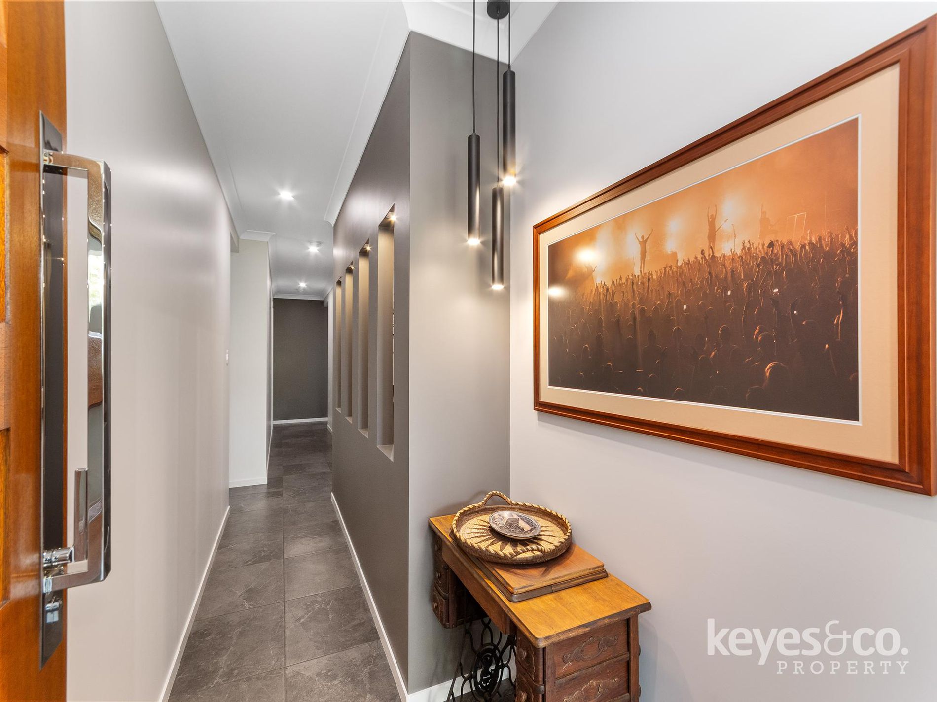 6 Belvedere Street, Julago