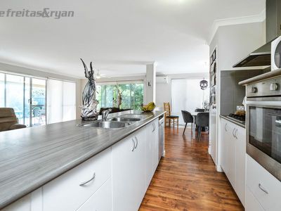 14 Glastonbury Street, Leda