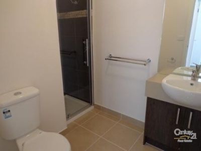 2 / 26 Beckington Crescent, Hampton Park