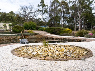 8 Brewis Place, Lake Leake