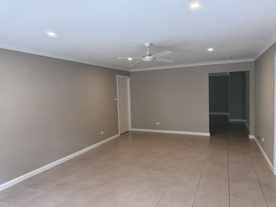 1 The Bounty, Manyana