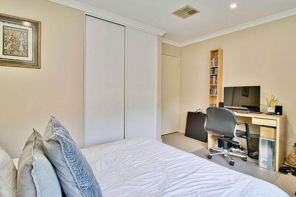 11 Curlewis Drive , Baldivis