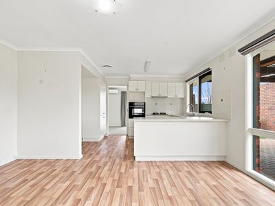 2 King Avenue, Sale