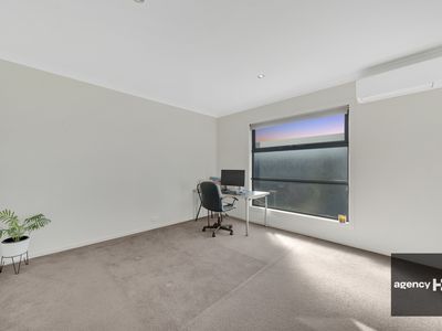35 / 8 The Crossing, Caroline Springs