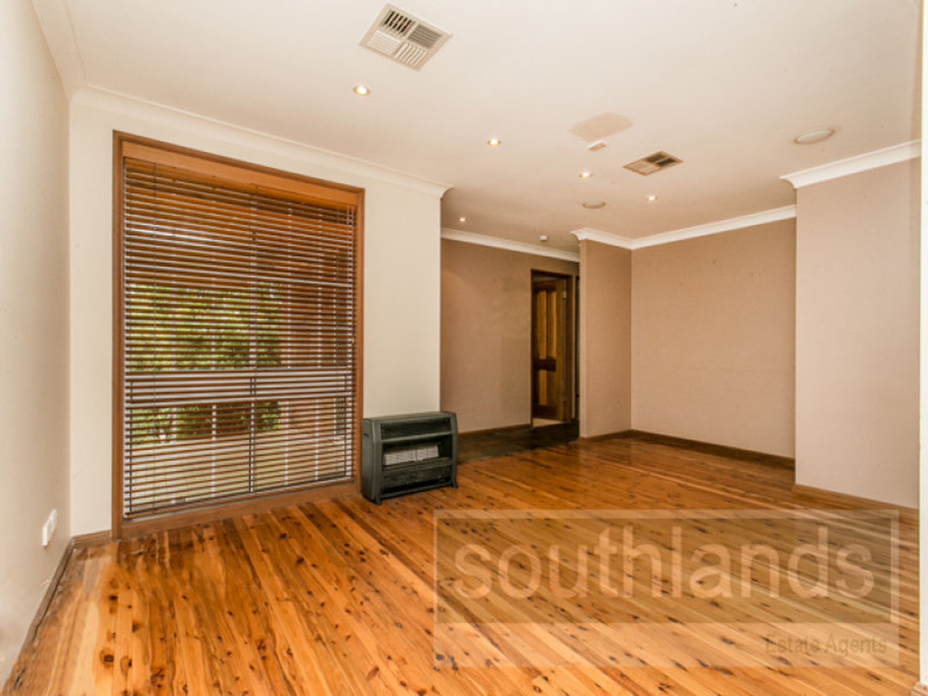 46 Peppermint Cres, KINGSWOOD
