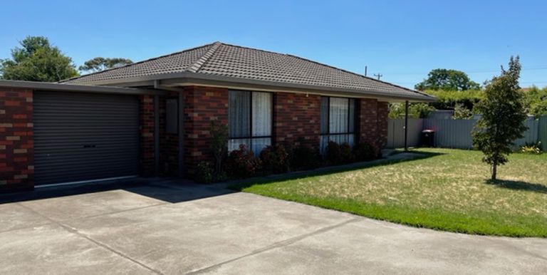 7 / 8 Kennedy Street, Euroa