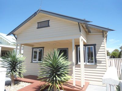 8 Davey Street, East Geelong