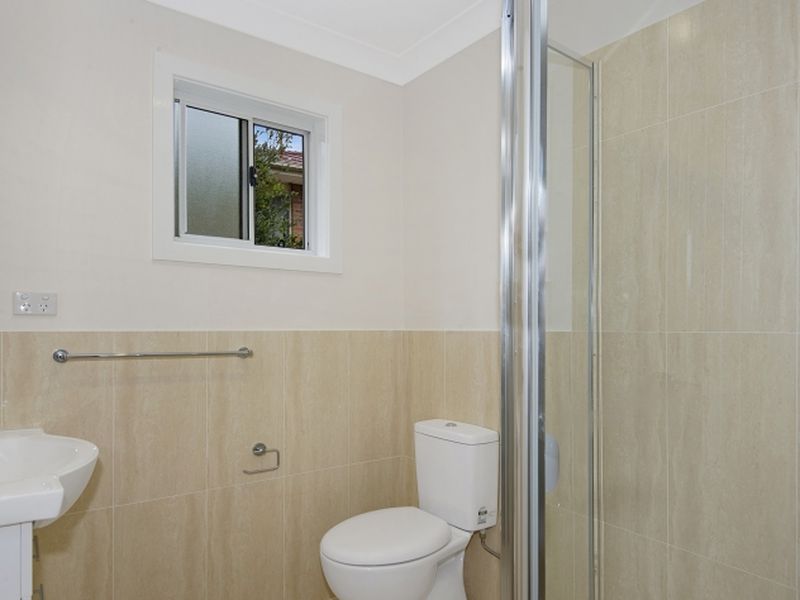 10A Rothwell Circuit, Glenwood