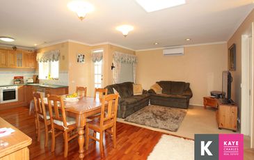 8 Grant Court, Beaconsfield Upper