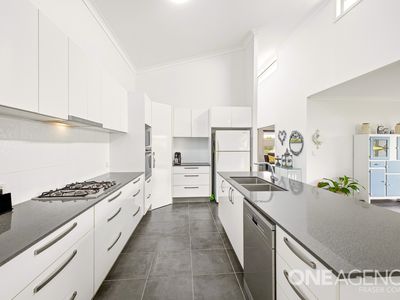 54 Ronaldo Way, Urangan