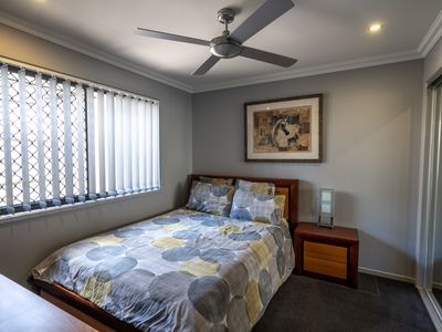 5 Ballyalla Crescent, Warner