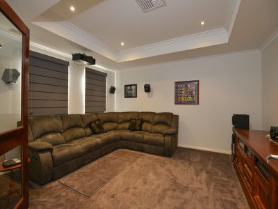 15 Godenzi Street, Broadwood