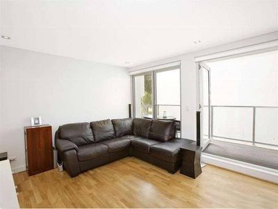 13 / 1 Ralph Street, Alexandria