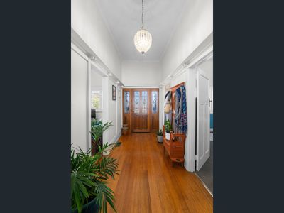 9 The Avenue, Seymour