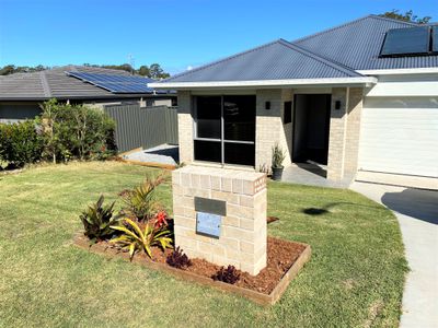 40 Admiralty Drive, Safety Beach
