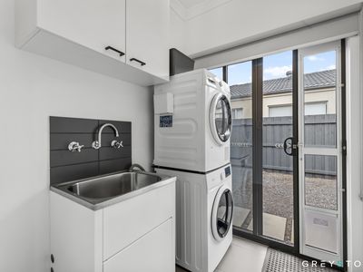 31 Crown Drive, Fraser Rise
