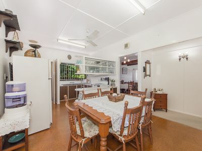49 Walkers Lane, Booval