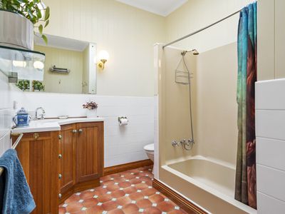 8524 Channel Highway, Woodstock