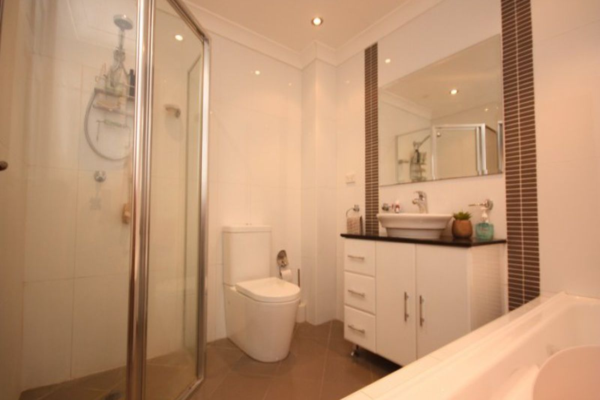 718 Victoria Road, Ermington