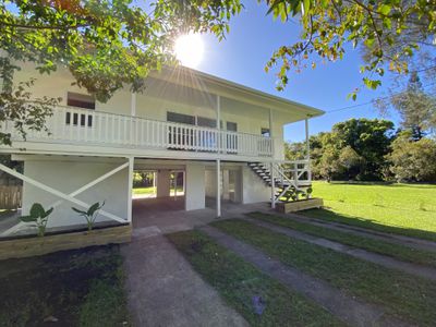 6 Royal Avenue, South Golden Beach