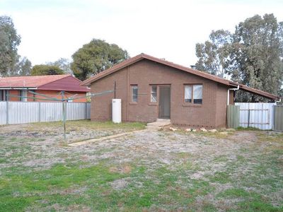 45 Cedar Crescent, Forbes