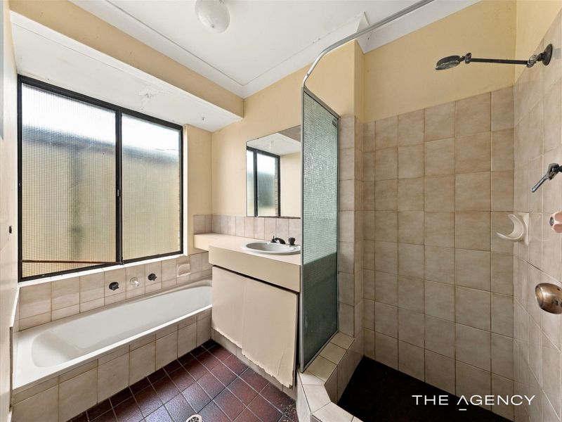 39 Allamanda Drive, South Lake