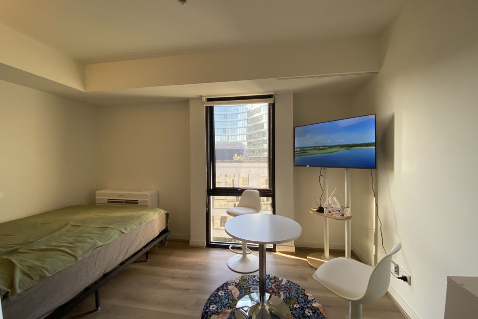 1326 / 572 St Kilda Road, Melbourne