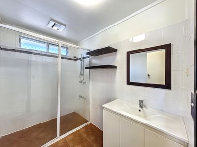 140 TOOGOOD ROAD, Bayview Heights