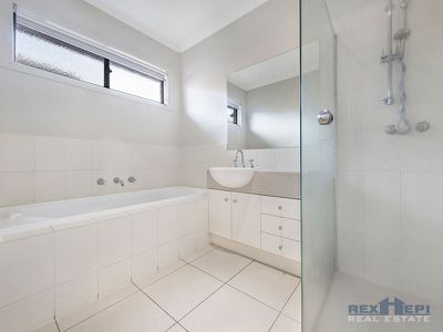 2 / 58 Somerville Road, Hampton Park