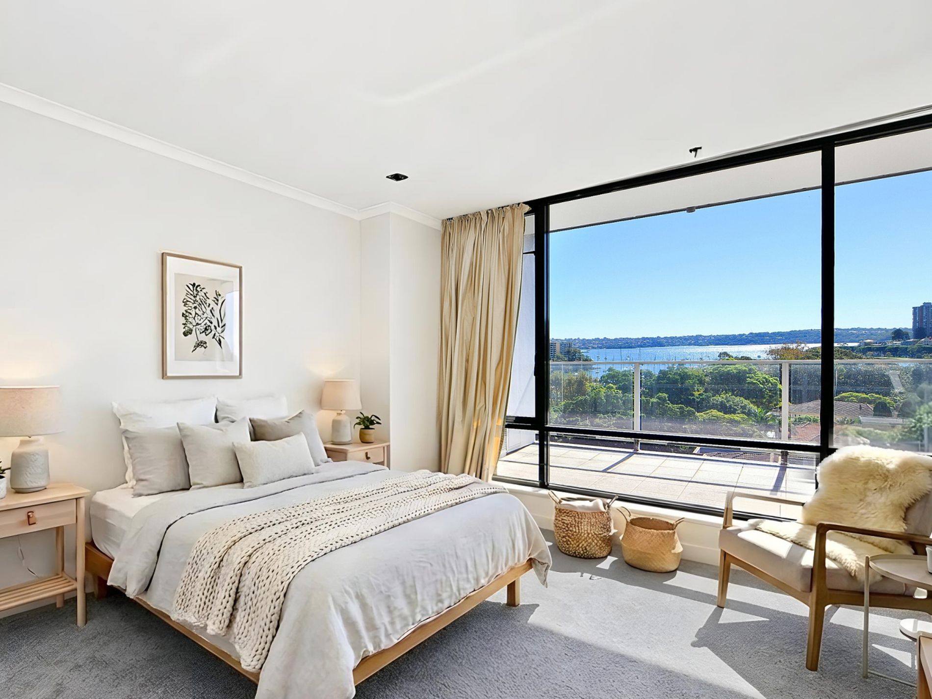 702 / 85-97 New South Head Road, Edgecliff