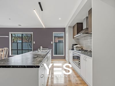 76 Selandra Boulevard, Clyde North