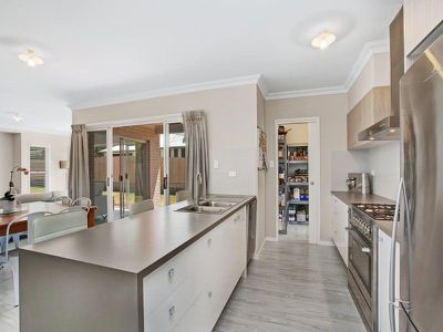 7 Miller Place, Eumundi