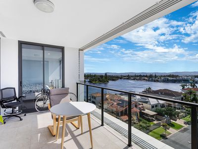 609 / 5 Peninsular Drive, Surfers Paradise