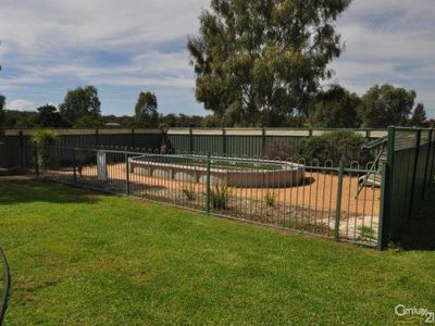 25R Debeaufort Drive, Dubbo