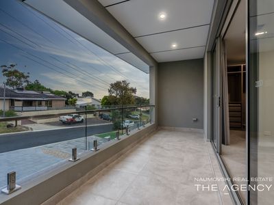 7B Monkhouse Way, Hillarys