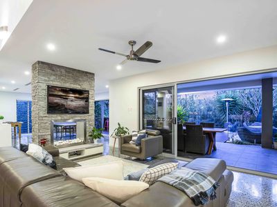 56 Blue Hills Drive, Bunya