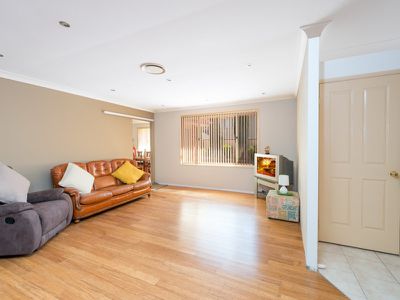 7 Vlatko Drive, West Hoxton