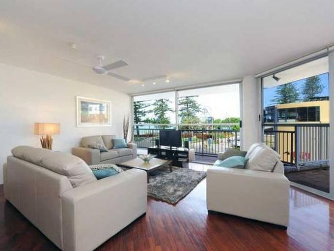 10 / 2 Brisbane Road, Mooloolaba