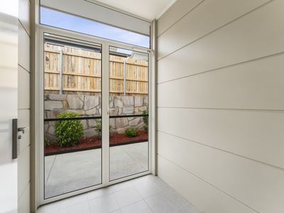 46 / 70 Little River Road, Braidwood