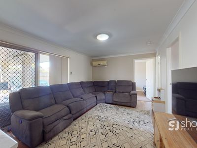 8 Lansdowne Drive, Dubbo