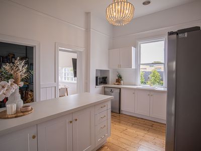 8 Hood Street, Warrnambool