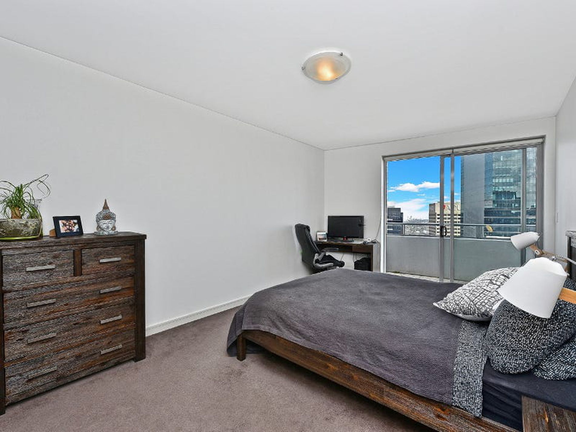 2403 / 79-81 Berry Street, North Sydney