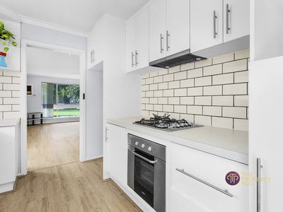 15 Nethercott Street, Huntingdale