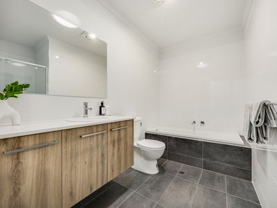 24 Hefford Avenue, Croydon Park
